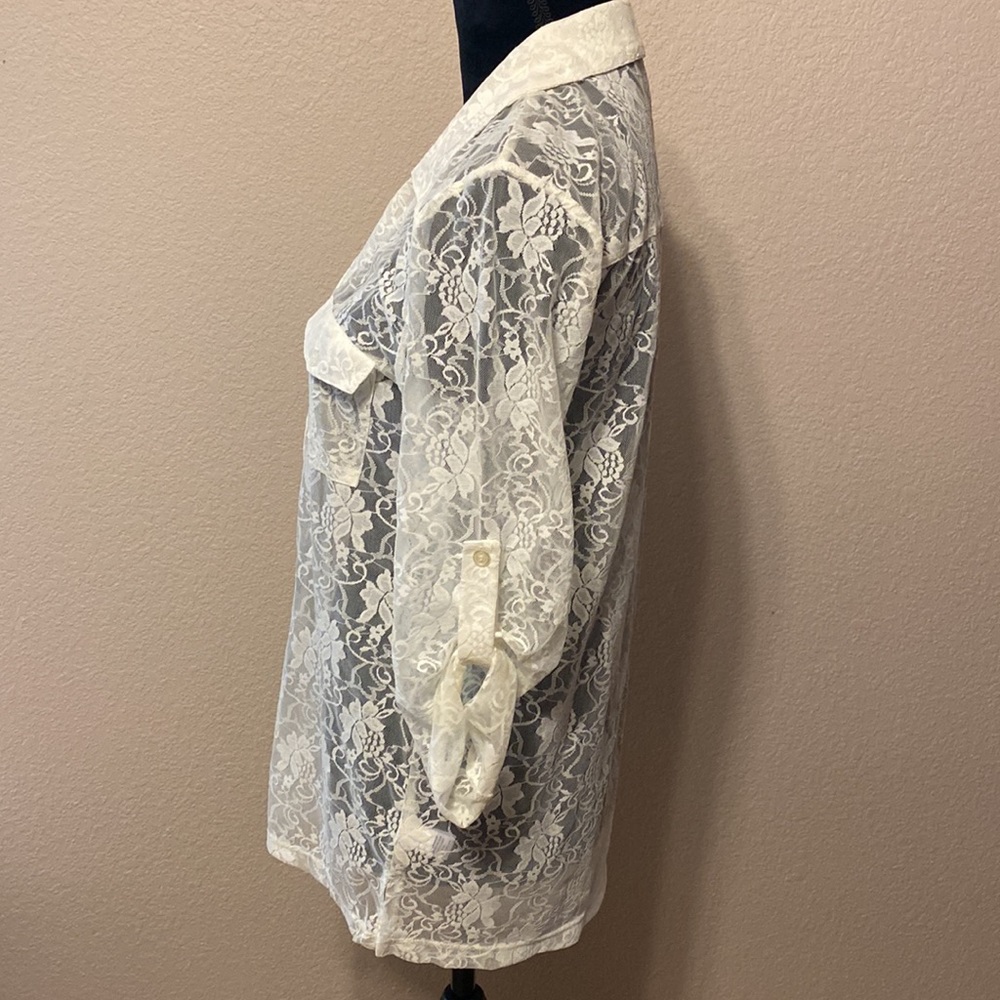 White Lace Button Down Top Layer - Picture 3 of 8